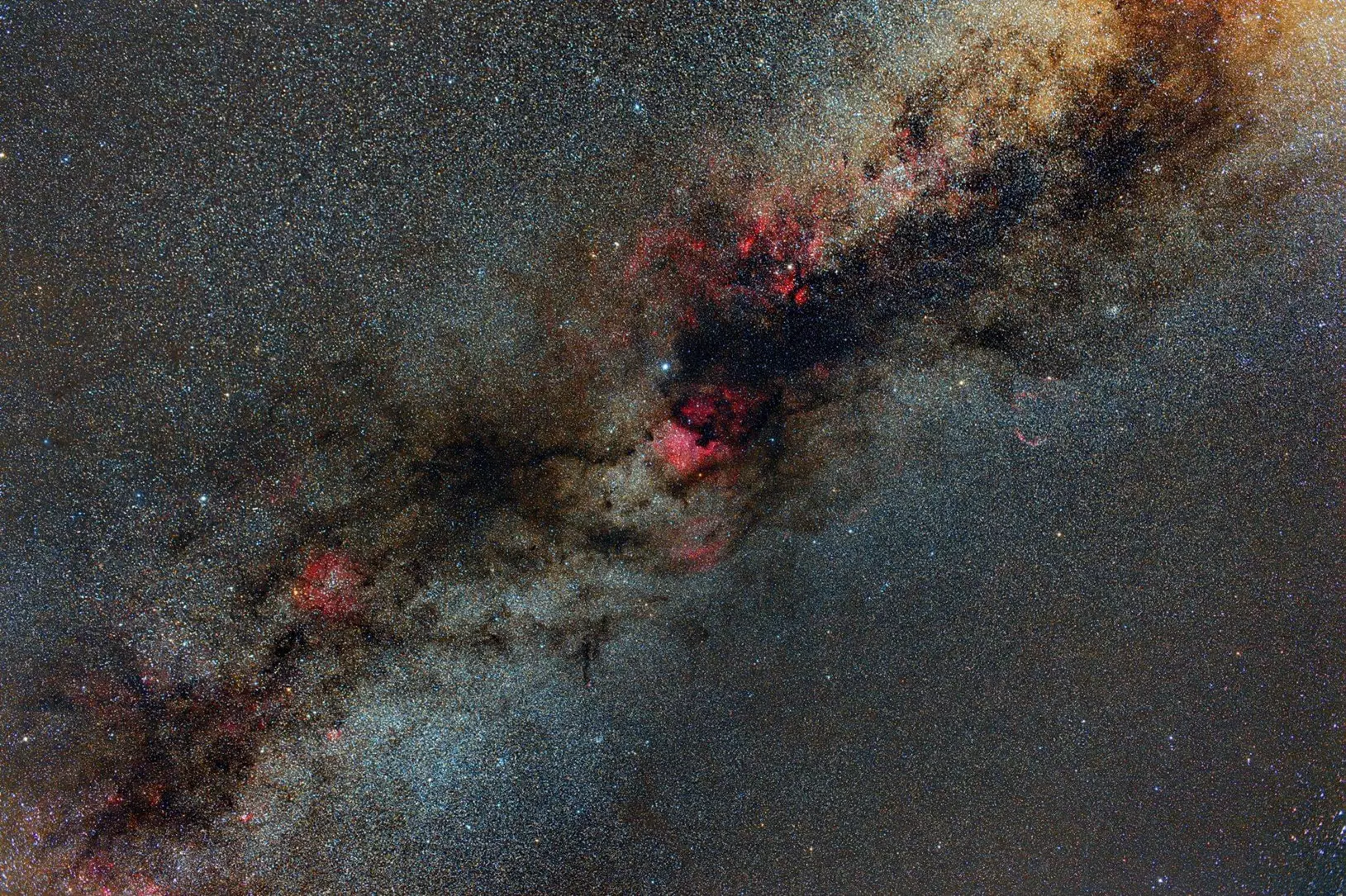 IC1396 e Trunk Nebula